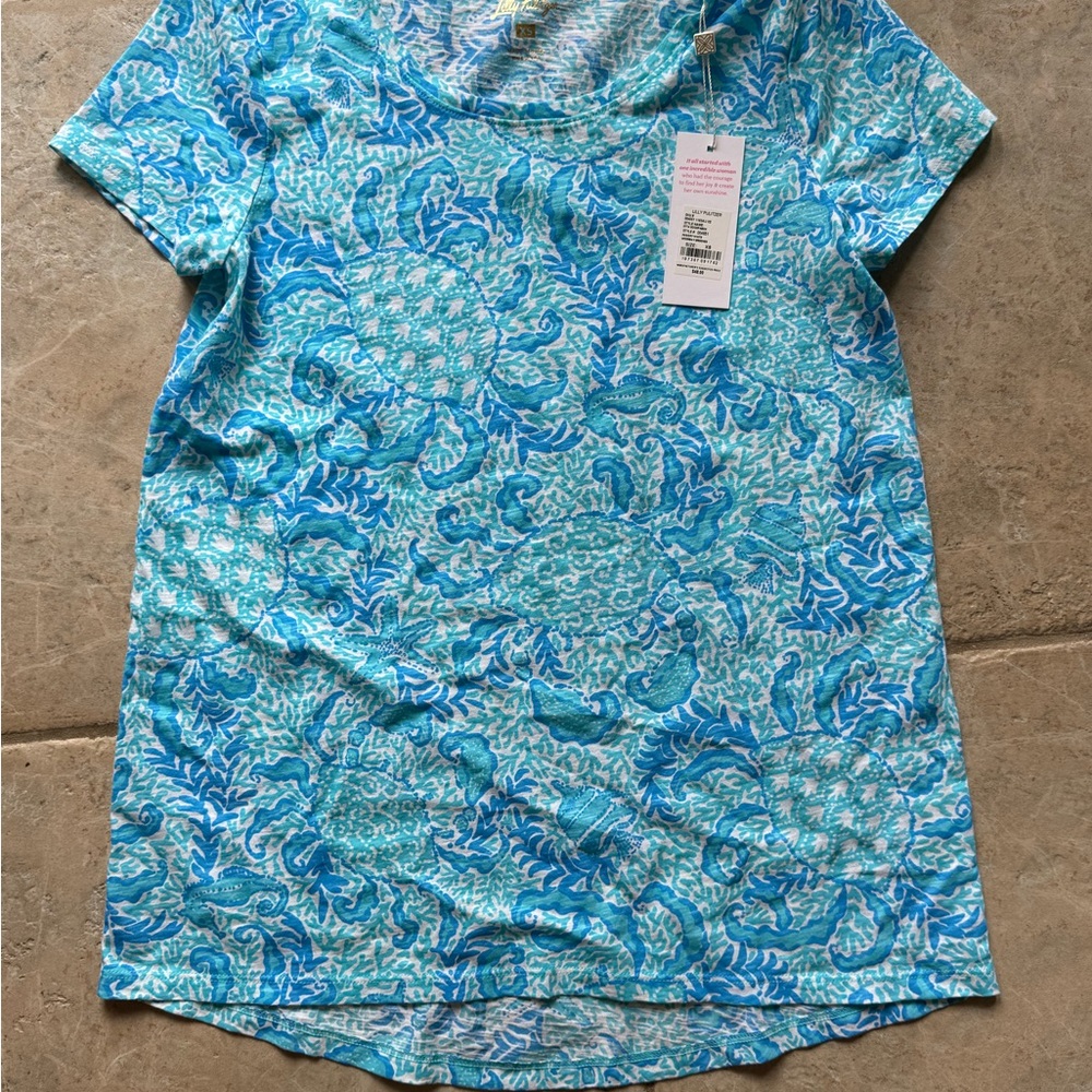 NWT: Sz XS Lilly Pultizer Etta Scoop Neck Shirt, Resort White Goombay Grooves